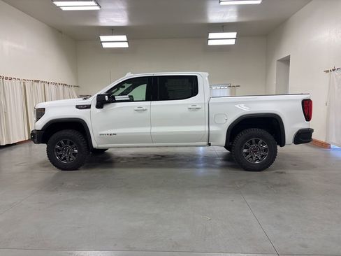 New 2026 GMC Sierra 1500 AT4X image 5