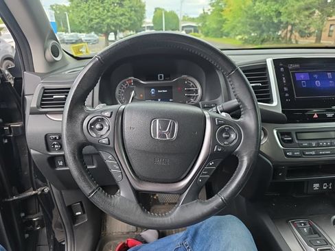 Used 2020 Honda Ridgeline RTL image 13