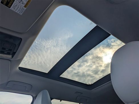 New 2025 Mitsubishi Outlander SEL image 21