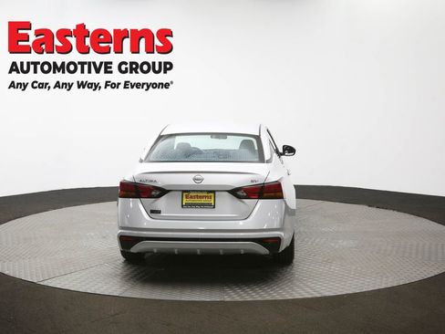 Used 2024 Nissan Altima 2.5 SV image 36