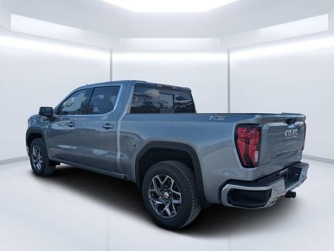 New 2026 GMC Sierra 1500 SLE w/ X31 Off-Road Package image 5