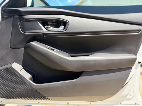 Used 2023 Honda Accord EX image 16