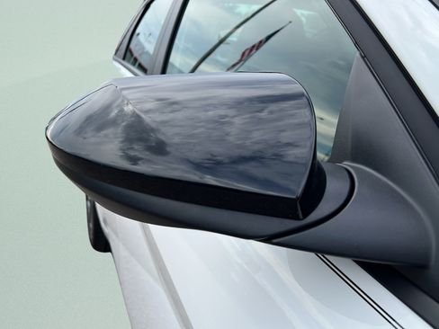 Certified 2025 Hyundai Elantra Sport FWD image 11