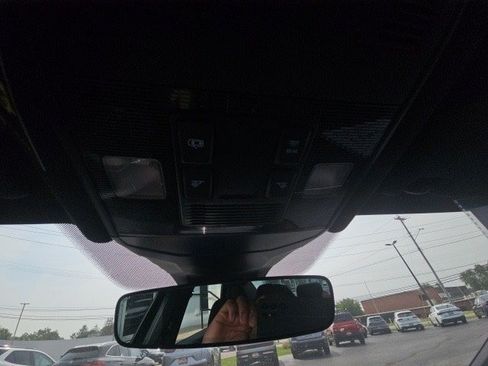 New 2025 Volkswagen Jetta Sport image 36