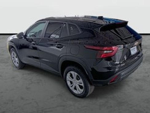 New 2026 Chevrolet Trax LS FWD image 12