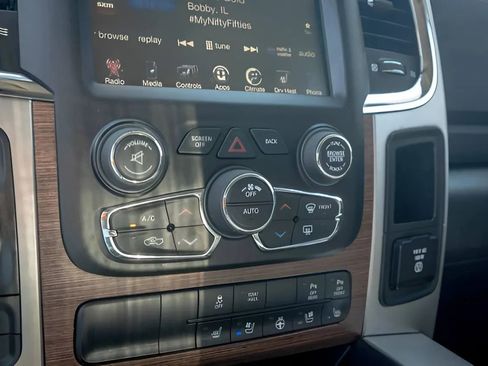 Used 2017 RAM 1500 Laramie w/ Convenience Group image 26