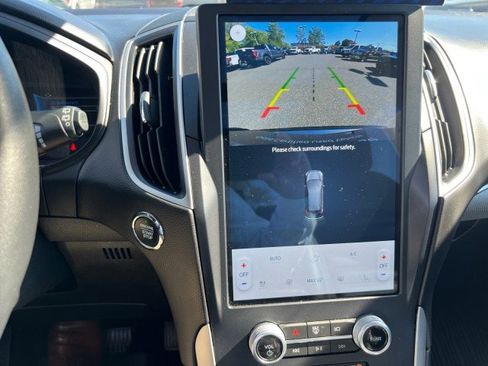 Certified 2022 Ford Edge SEL w/ Convenience Package image 15