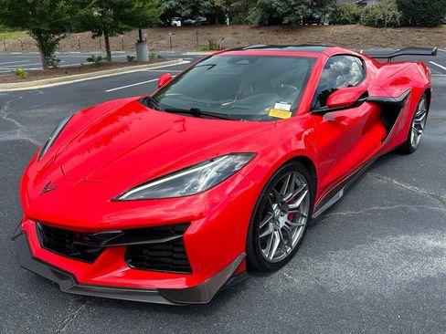 Used 2024 Chevrolet Corvette Z06 w/ Z07 Performance Package RWD image 68