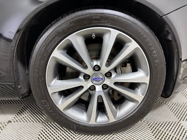Used 2013 Volvo C70 T5 w/ Climate Pkg FWD image 28