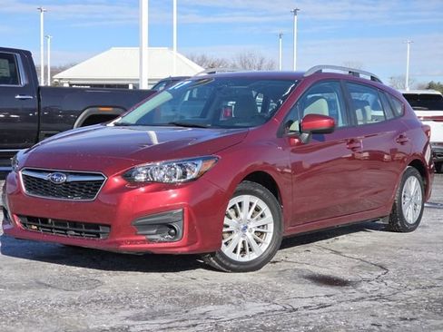Used 2017 Subaru Impreza 2.0i Premium image 2