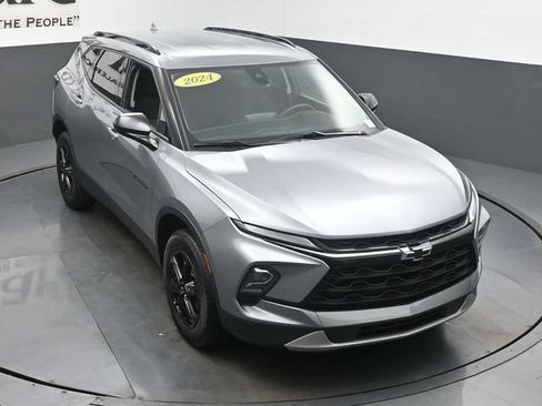 Used 2024 Chevrolet Blazer LT w/ Convenience Package FWD image 46