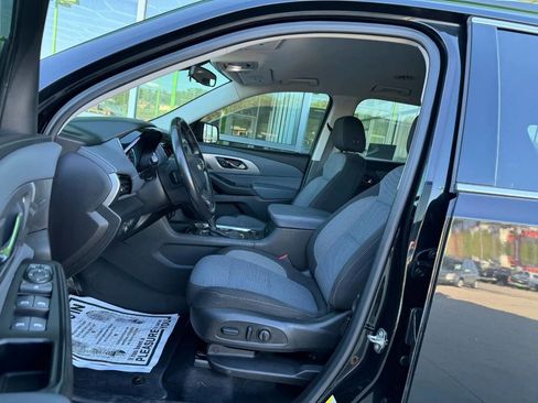 Used 2018 Chevrolet Traverse LT AWD/4WD image 9