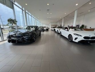 Certified 2024 BMW iX xDrive50 w/ Premium Package AWD/4WD image 6