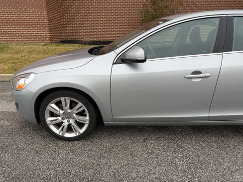 Used 2012 Volvo S60 T6 image 4