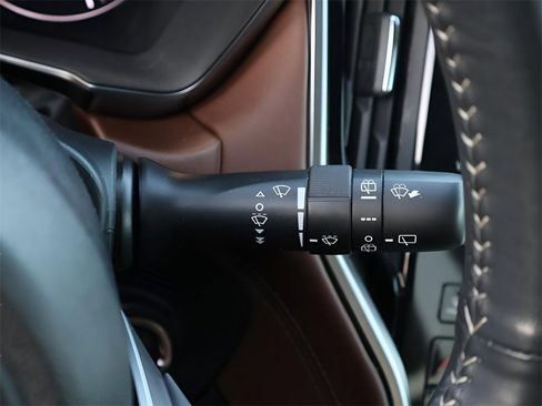 Used 2024 Subaru Outback Touring XT image 33