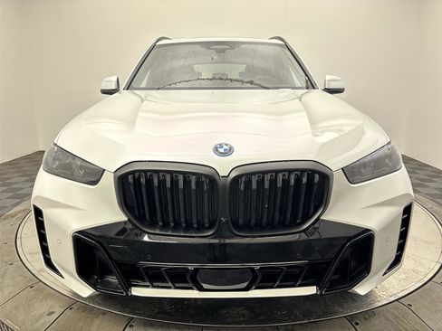 New 2026 BMW X5 xDrive50e w/ Executive Package image 14