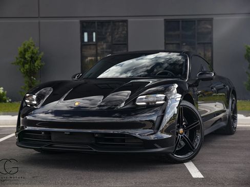 Used 2020 Porsche Taycan 4S AWD/4WD image 2