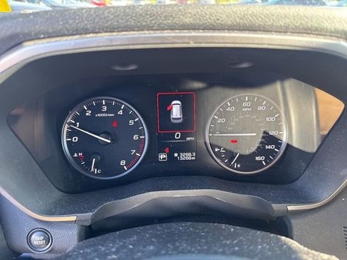 Used 2023 Subaru Ascent Premium w/ Convenience Package image 25