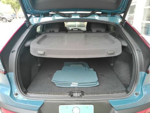 Used 2022 Volvo C40 P8 Recharge Ultimate AWD/4WD image 28