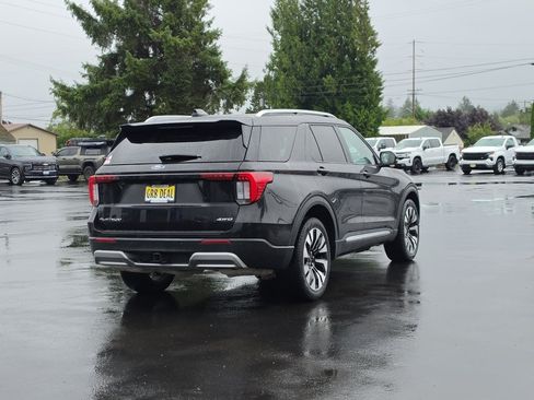 Used 2025 Ford Explorer Platinum w/ LUX Leather Package AWD/4WD image 5