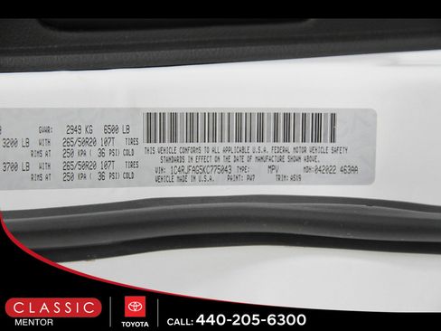 Used 2019 Jeep Grand Cherokee Laredo image 25