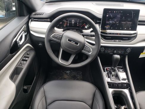 New 2026 Jeep Compass Limited AWD/4WD image 15