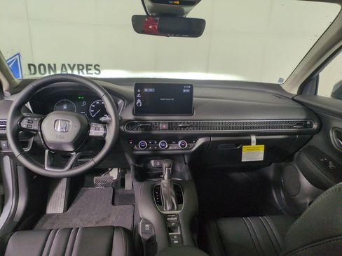 New 2026 Honda HR-V EX-L image 12