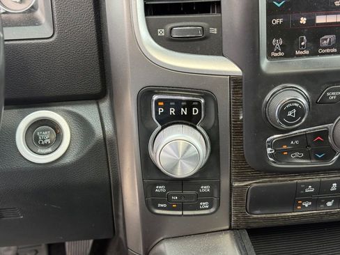 Used 2014 RAM 1500 Limited AWD/4WD image 21