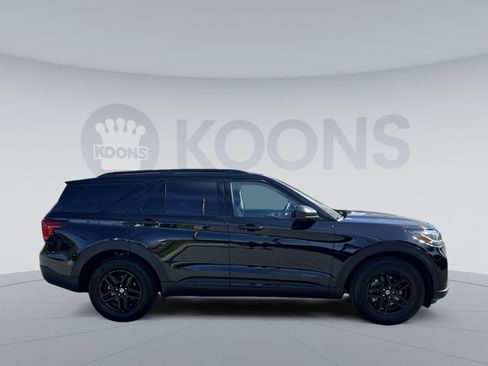 Used 2026 Ford Explorer Active AWD/4WD image 8