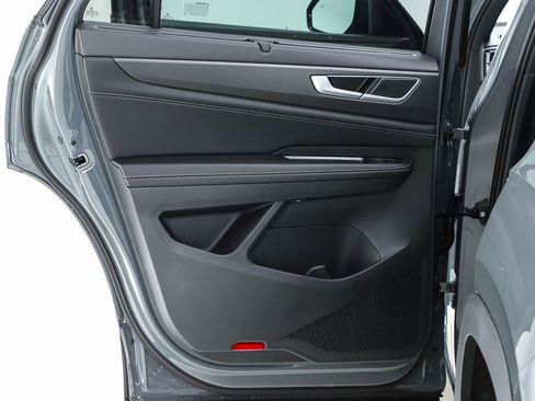 New 2026 Volkswagen Atlas Cross Sport SEL image 56