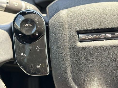 Used 2020 Land Rover Range Rover Evoque SE AWD/4WD image 22