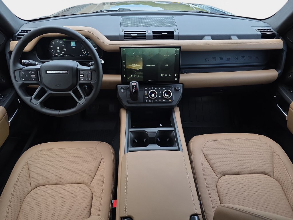 New 2026 Land Rover Defender 130 S AWD/4WD image 9