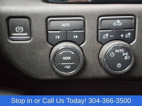 Used 2023 Chevrolet Silverado 1500 LT AWD/4WD image 25