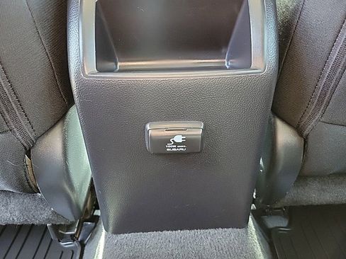 Used 2015 Subaru Outback 2.5i Premium image 15