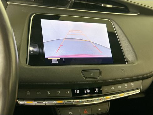 Used 2019 Cadillac XT4 Premium Luxury w/ Technology Package image 12