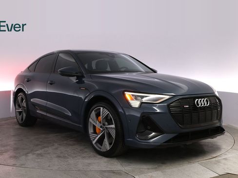 Used 2022 Audi e-tron Prestige AWD/4WD image 13