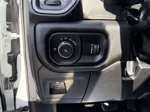 Used 2023 RAM 1500 Tradesman AWD/4WD image 20