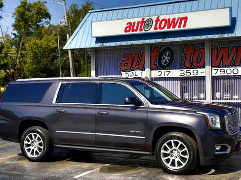 Used 2017 GMC Yukon XL Denali w/ Open Road Package image 24