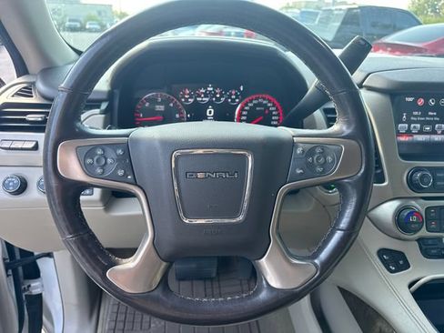 Used 2016 GMC Yukon XL Denali w/ Open Road Package AWD/4WD image 20