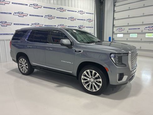 Used 2022 GMC Yukon Denali AWD/4WD image 10