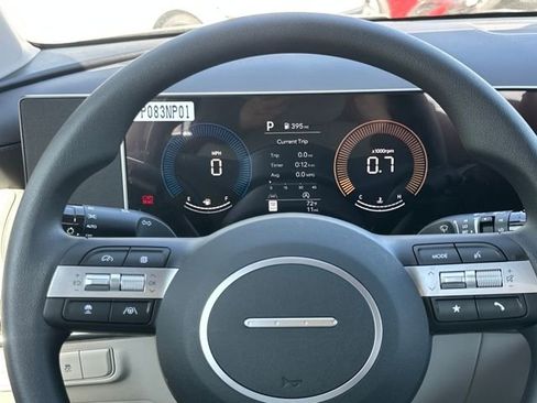 New 2026 Hyundai Tucson SEL image 18