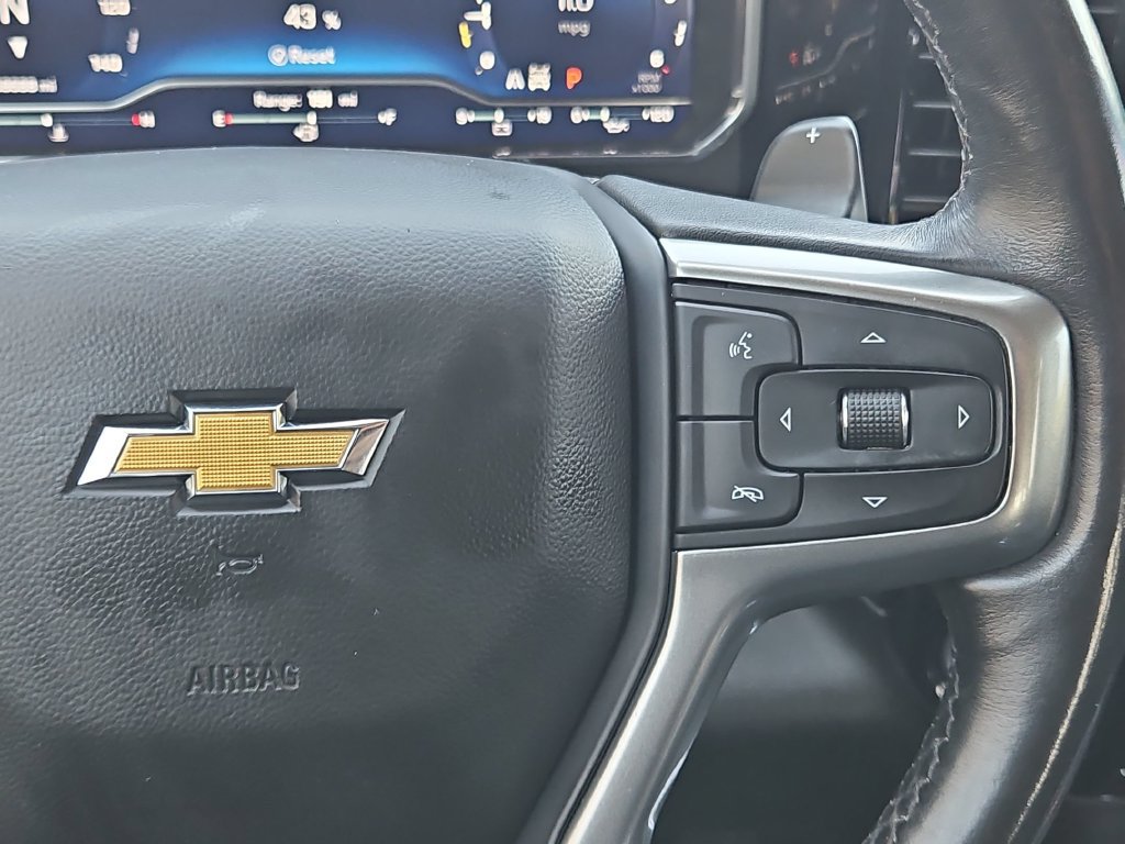 Used 2022 Chevrolet Silverado 1500 LTZ w/ LTZ Convenience Package II AWD/4WD image 25