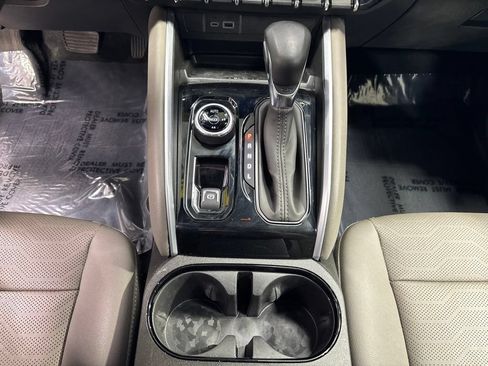 Used 2025 Chevrolet Colorado ZR2 w/ Technology Package AWD/4WD image 47