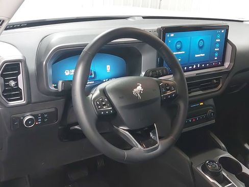 Used 2025 Ford Bronco Sport Outer Banks image 15