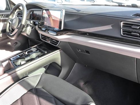 New 2026 Volkswagen Atlas Peak Edition image 42