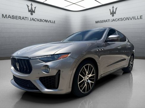 Used 2022 Maserati Levante Modena AWD/4WD image 15