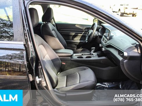 Used 2025 Nissan Altima 2.5 S image 20