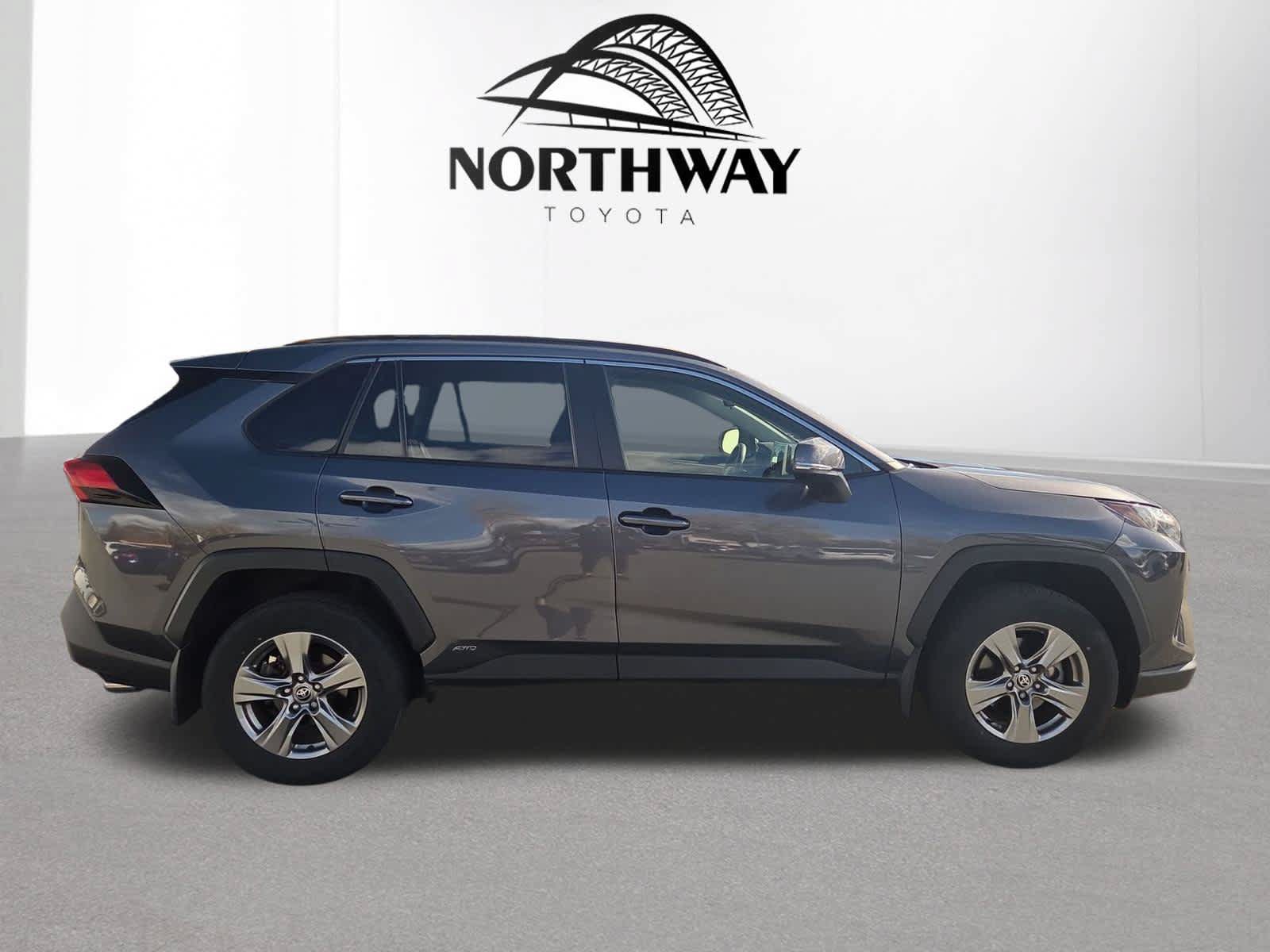 Used 2023 Toyota RAV4 XLE w/ XLE Grade Weather Package AWD/4WD image 2