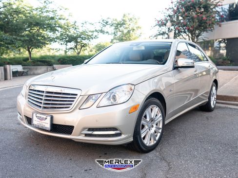 Used 2012 Mercedes-Benz E 350 4MATIC Sedan image 3