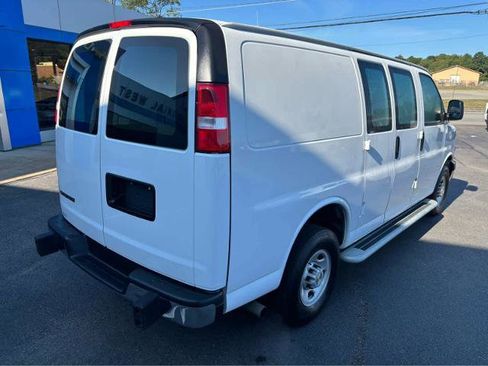 Used 2024 Chevrolet Express 2500 Full-size Cargo Van w/ Driver Convenience Package image 11